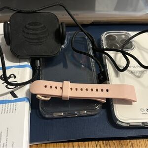 Bundle iPhone 13-15 Pro Max,  Apple Watch 40